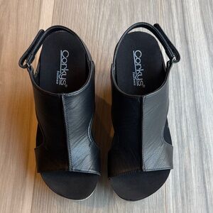 Corkys Women's Tiffanee Black Wedge Sandals Size 6